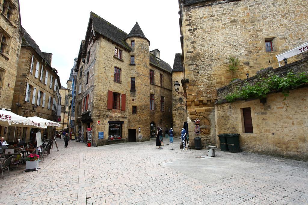 Apartament Le Royere Sarlat-la-Canéda Zewnętrze zdjęcie